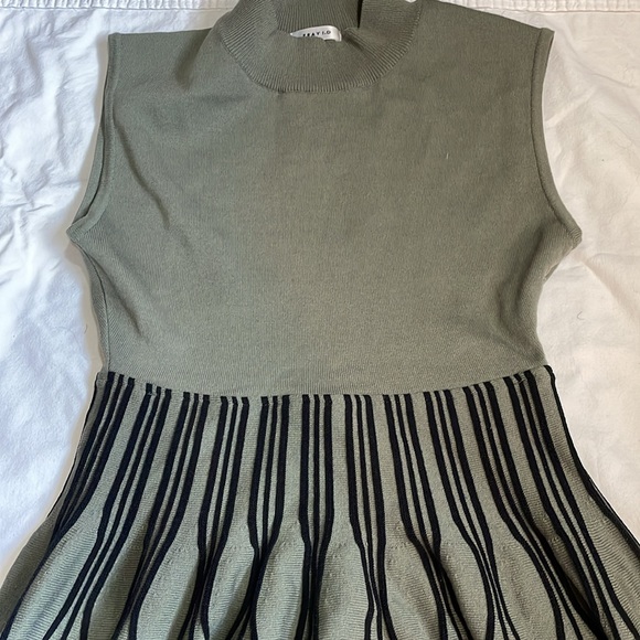 Fray I.D Sleeveless Dress - Picture 4 of 8